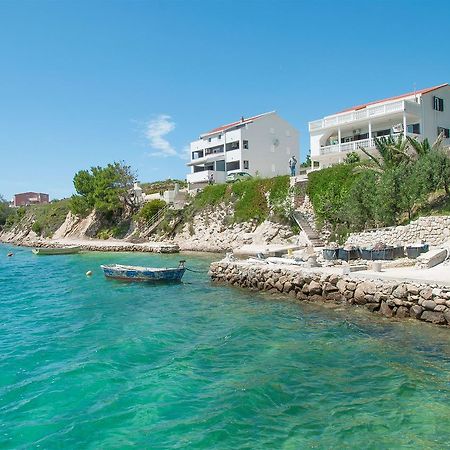 Apartments Beachfront Ante Vlašići Esterno foto