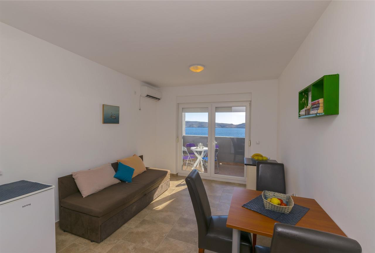 Apartments Beachfront Ante Vlašići Esterno foto